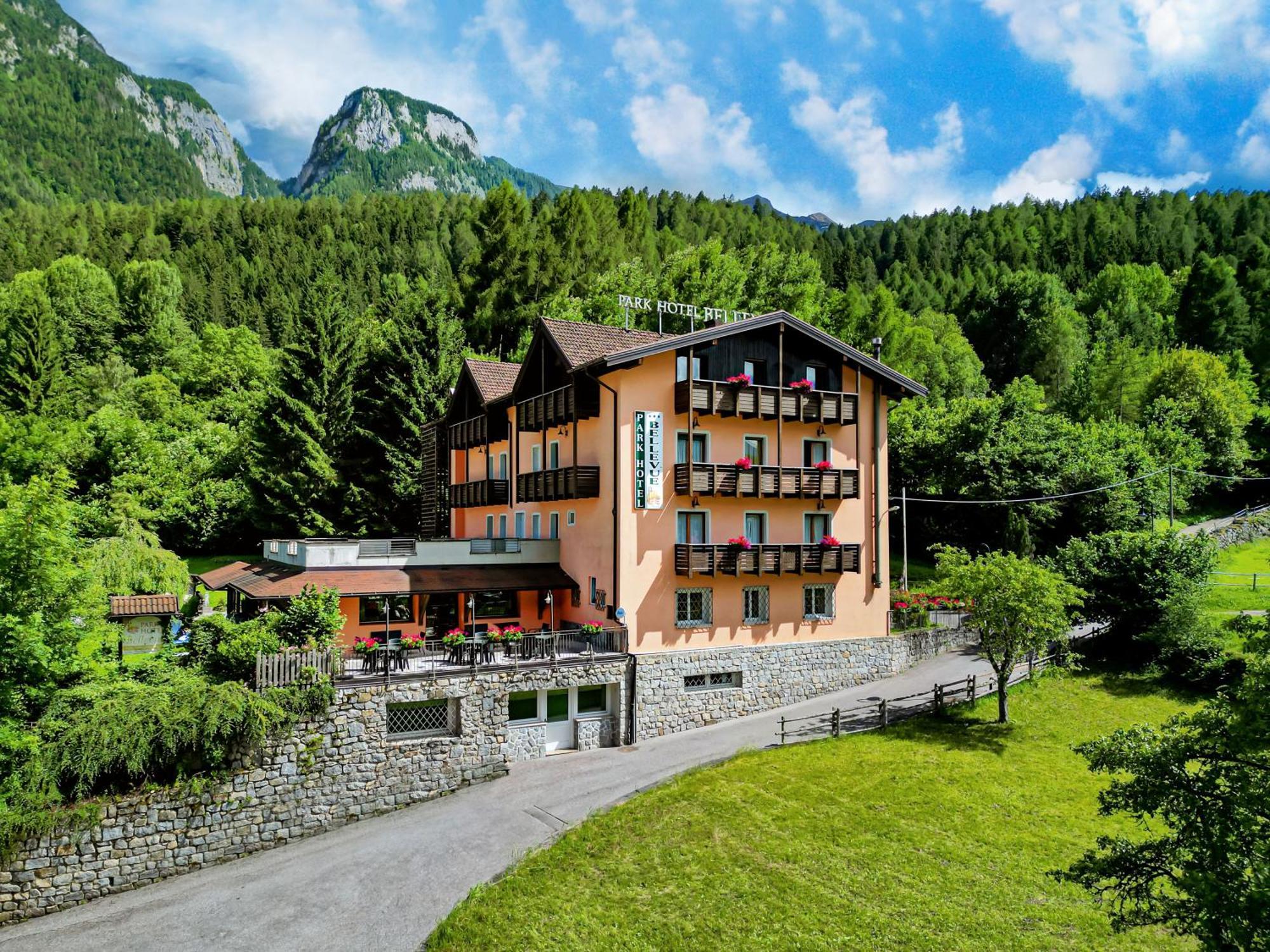 Park Hotel Bellevue Dimaro Exteriör bild